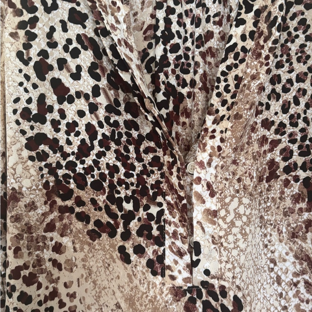 Leopard Print Sleeveless Top - Picture 2 of 4